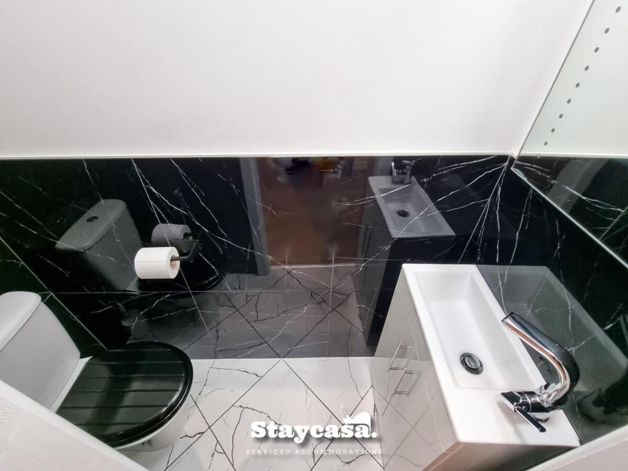 Clarence Co-Living - Private Room Self-Cater マンチェスター エクステリア 写真