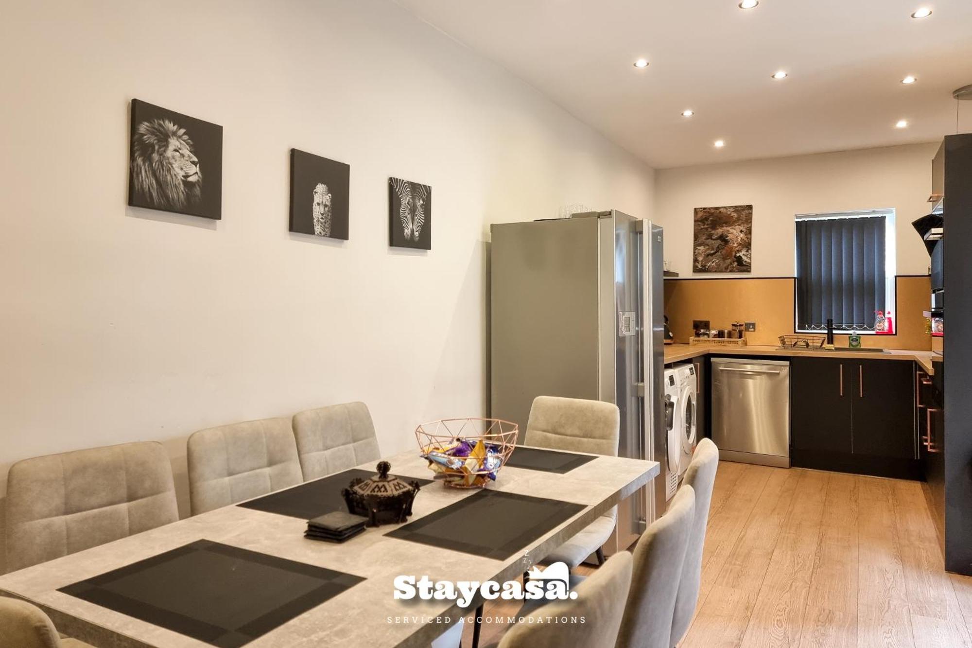 Clarence Co-Living - Private Room Self-Cater マンチェスター エクステリア 写真