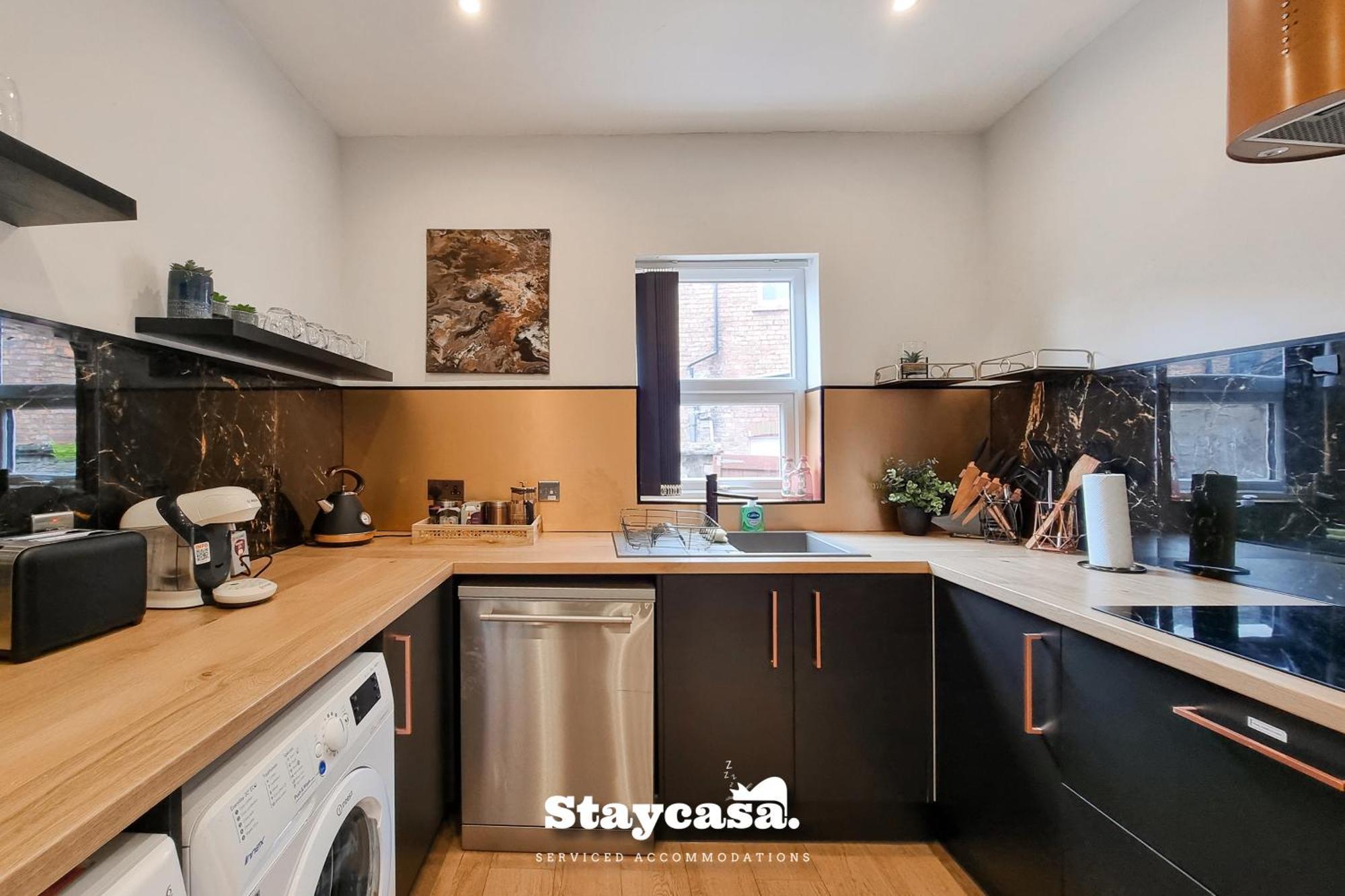 Clarence Co-Living - Private Room Self-Cater マンチェスター エクステリア 写真